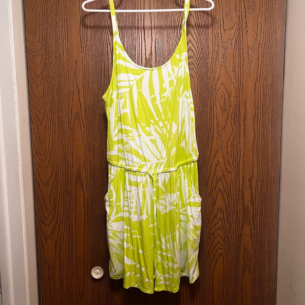Torrid size 1 (14-16) Romper